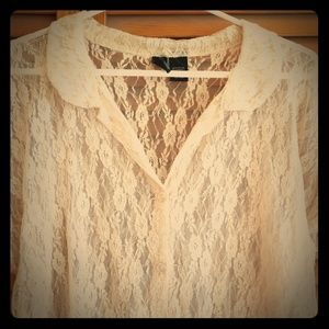 ⭐Pretty Lace Top